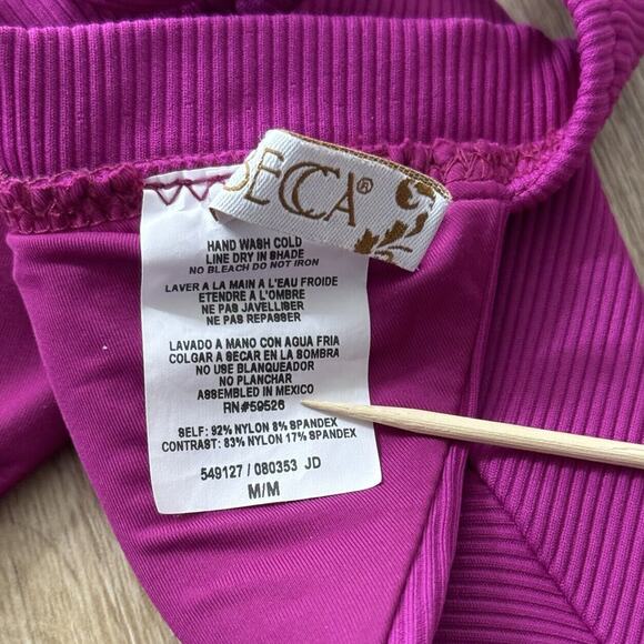 Becca Bikini Top Womens M Purple Ribbed‎ Bralette Swimwear Magenta Resort Wear - Picture 6 of 7